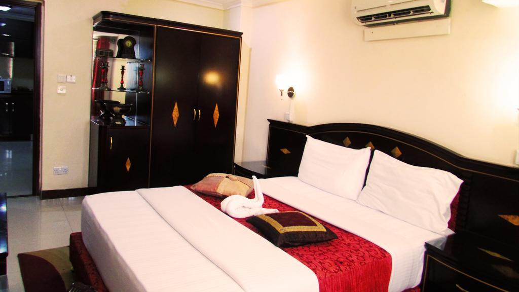 Urban Rose Hotel & Apartments Daressalam Exterior foto